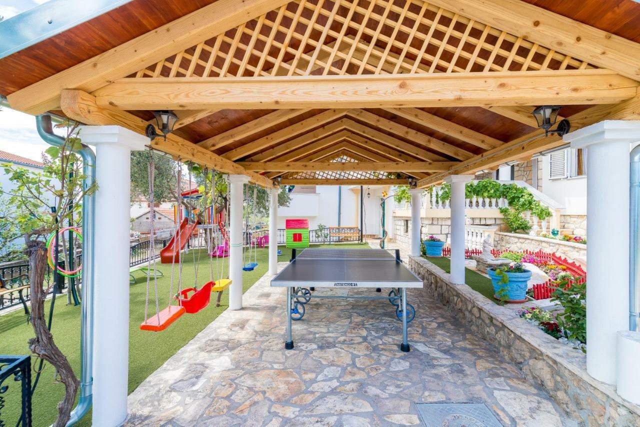 Bed and Breakfast Haus Josipa Maslenica Exterior foto